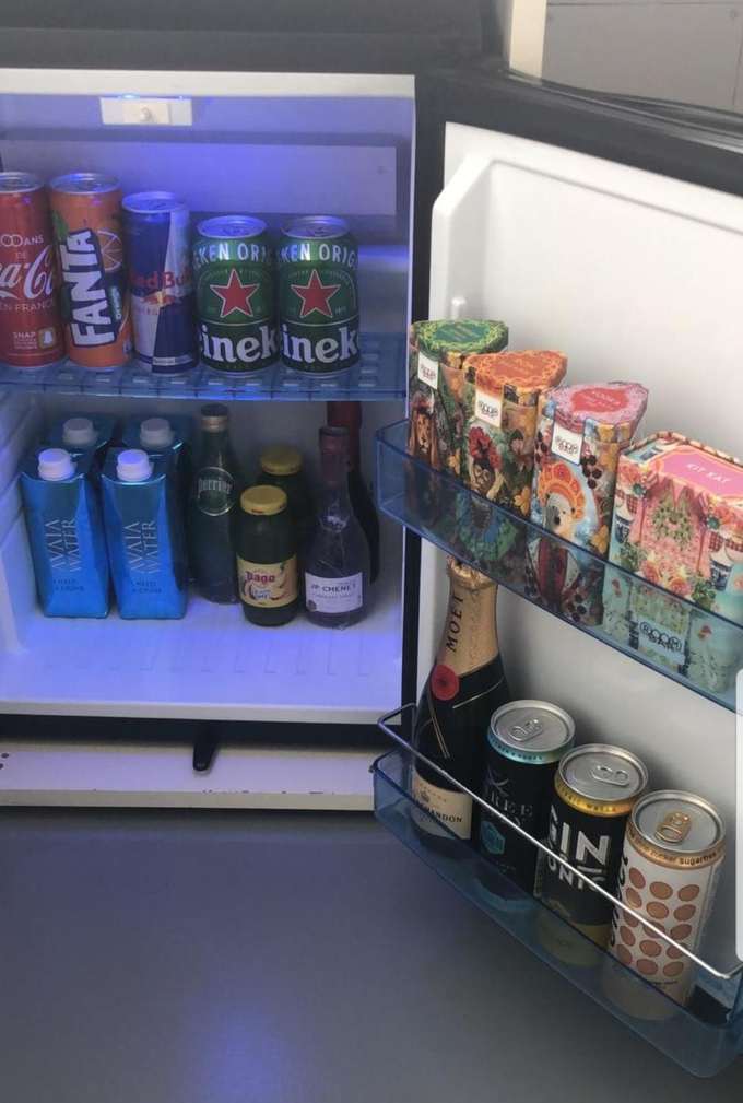 Roombar minibar